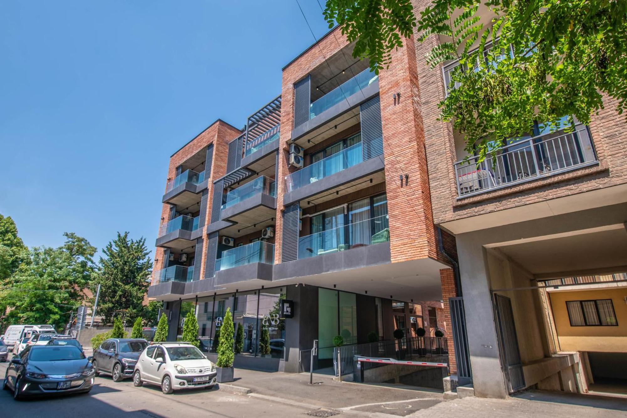 Qstay Gratus Tbilisi Exterior photo