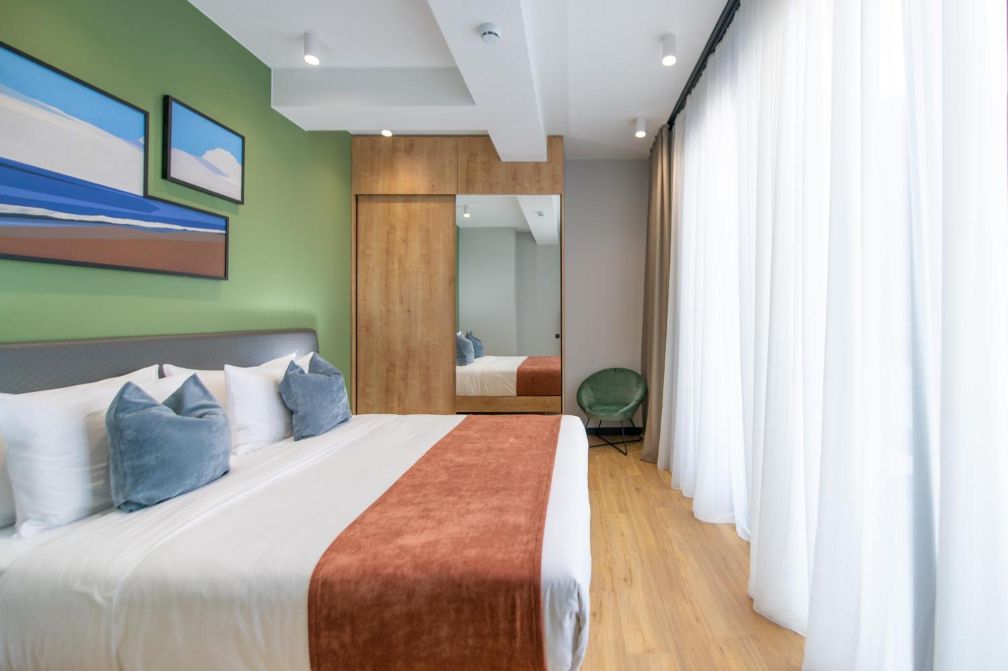 Qstay Gratus Tbilisi Exterior photo